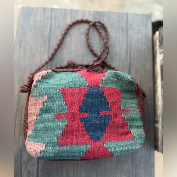 LJS Bohemian Aztec woven wool shoulder bag Braided Lea Shoulder Bag - Picture 8 of 11